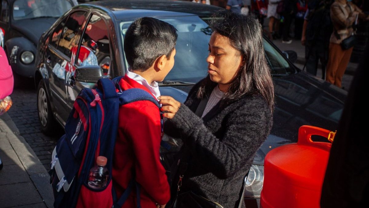 SEP adelanta cierre del ciclo escolar por calor y Mundial